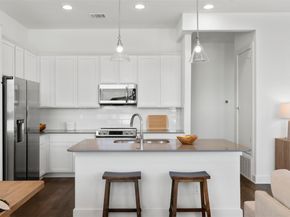 2050 Lohmans Spur RD 2203, Lakeway TX 78734