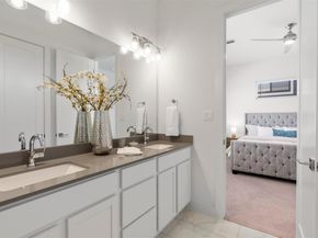 2050 Lohmans Spur RD 2203, Lakeway TX 78734