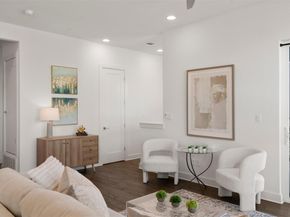 2050 Lohmans Spur RD 2203, Lakeway TX 78734