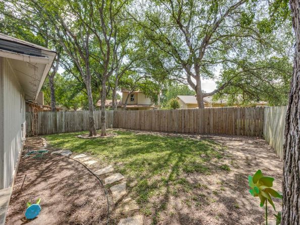11405 Bristle Oak TRL, Austin TX 78750