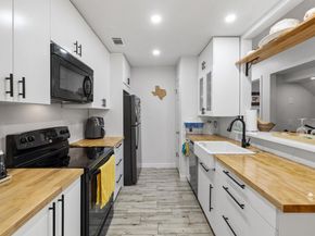 1015 E Yager LN 115, Austin TX 78753