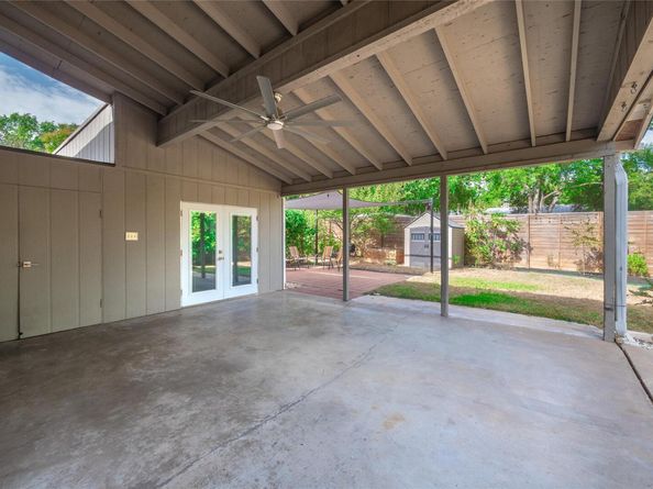 8204 Seminary Ridge DR, Austin TX 78745