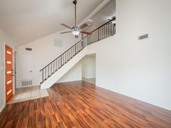 8204 Seminary Ridge DR, Austin TX 78745