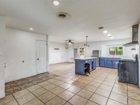 5106 Regency DR, Austin TX 78724