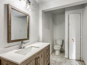 5106 Regency DR, Austin TX 78724