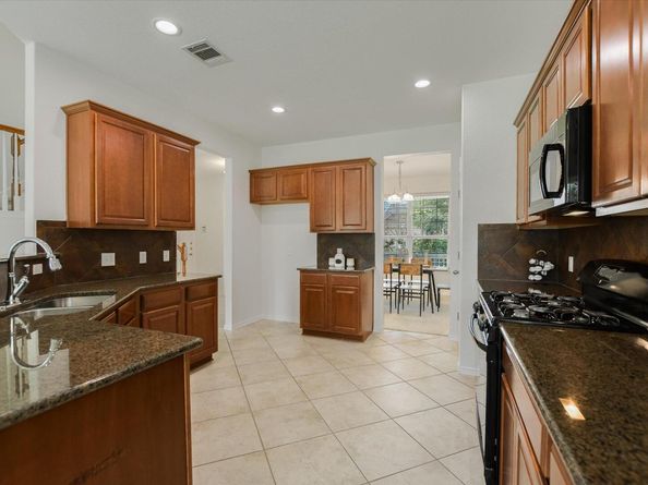 1206 Horseshoe Ranch DR, Leander TX 78641