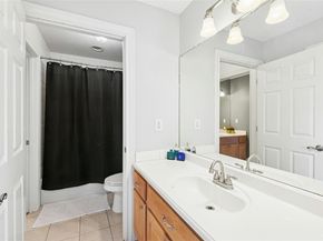 2 Heatherbloom LN, The Hills TX 78738