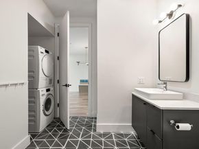 2709 E 5th ST 2203, Austin TX 78702