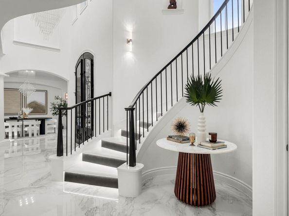 2404 University Club DR, Austin TX 78732