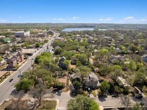 2710 E 3rd ST, Austin TX 78702