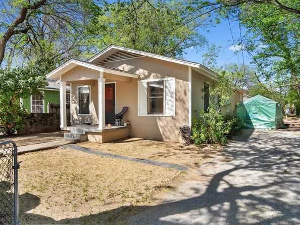 2710 E 3rd ST, Austin TX 78702