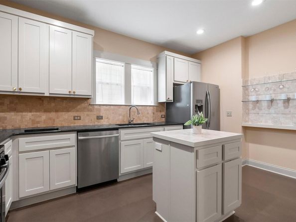 4216 Threadgill ST, Austin TX 78723
