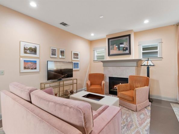 4216 Threadgill ST, Austin TX 78723