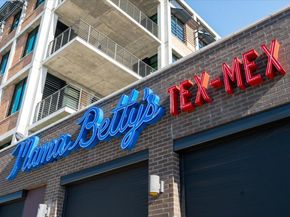 2104 Cullen Ave 7204, Austin TX 78757