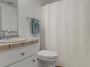 2104 Cullen Ave 7204, Austin TX 78757