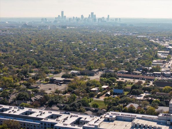 2104 Cullen Ave 7204, Austin TX 78757