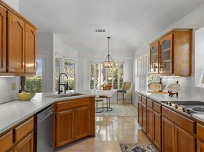 30205 Hacienda LN, Georgetown TX 78628