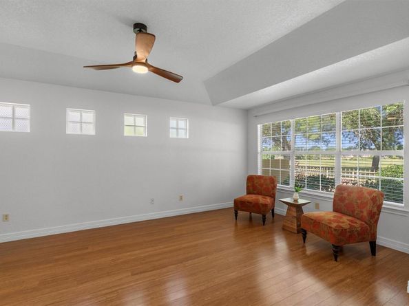 30205 Hacienda LN, Georgetown TX 78628