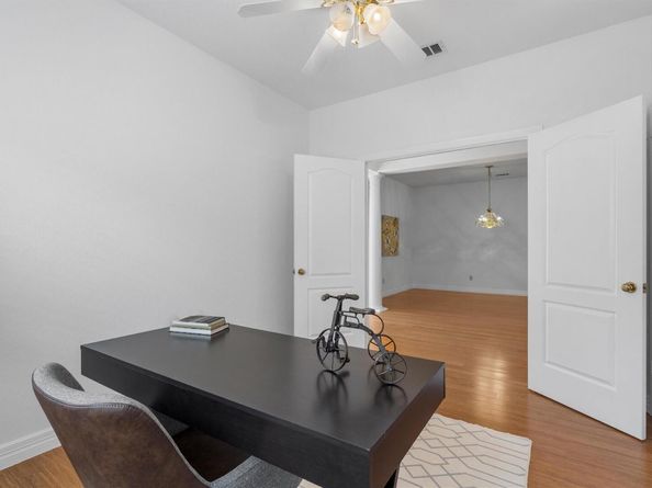 30205 Hacienda LN, Georgetown TX 78628