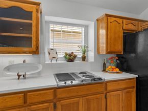 30205 Hacienda LN, Georgetown TX 78628