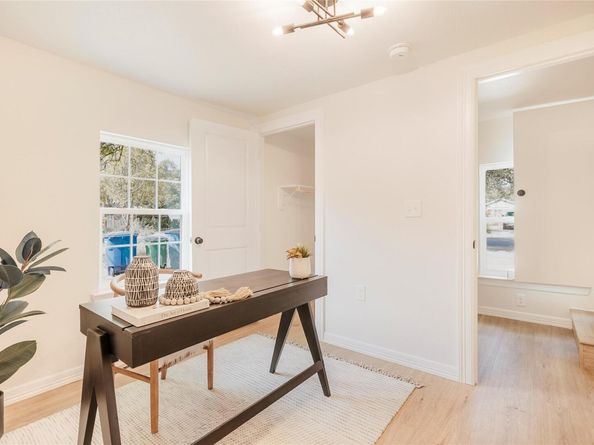 5714 Avenue D, Austin TX 78752