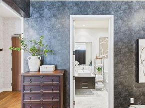 210 Lavaca ST 1809, Austin TX 78701