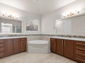 207 Coopers Crown LN, Austin TX 78738