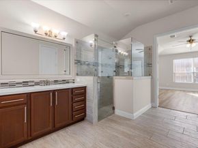 207 Coopers Crown LN, Austin TX 78738