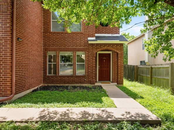 1408 Water Spaniel WAY, Round Rock TX 78664
