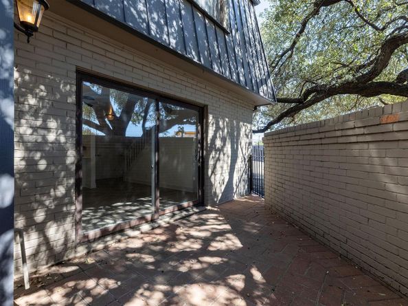 2500 Steck Ave 5, Austin TX 78757