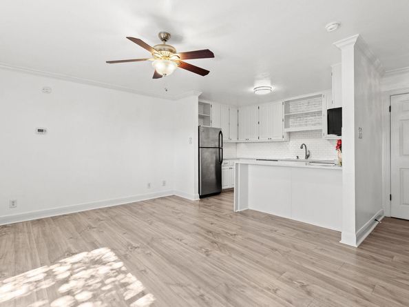 2500 Steck Ave 5, Austin TX 78757