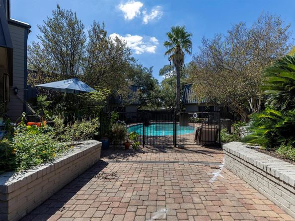 2500 Steck Ave 5, Austin TX 78757