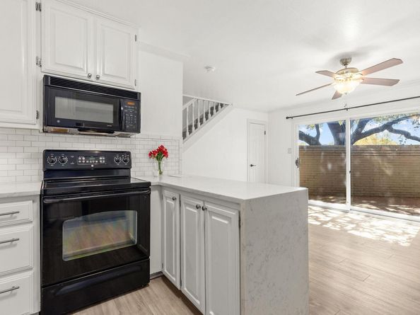 2500 Steck Ave 5, Austin TX 78757