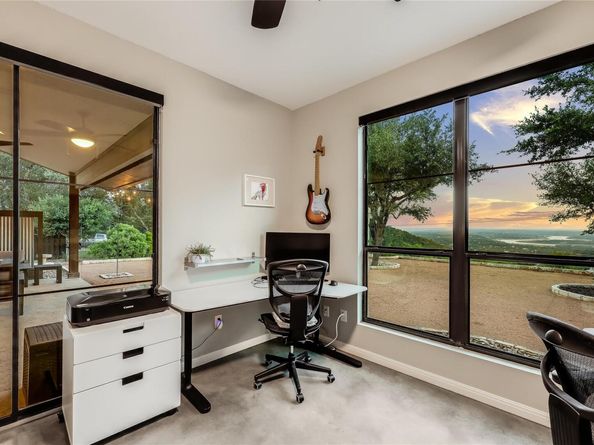 8603 Bluesky LN, Lago Vista TX 78645
