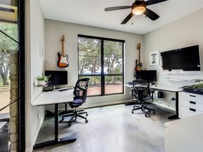 8603 Bluesky LN, Lago Vista TX 78645