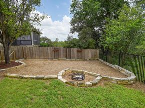 10712 Finsbury DR, Austin TX 78748