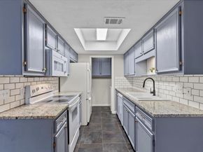 201 E Noton ST 104, Pflugerville TX 78660