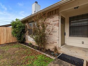 201 E Noton ST 104, Pflugerville TX 78660