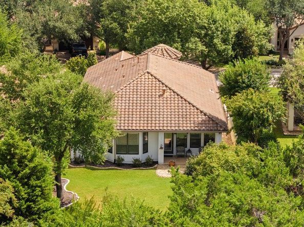11712 Red Oak Valley LN, Austin TX 78732