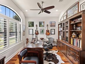 11712 Red Oak Valley LN, Austin TX 78732