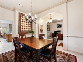 5308 Deerwood LN, Austin TX 78730