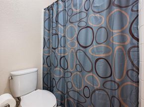 5308 Deerwood LN, Austin TX 78730