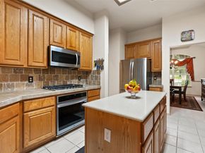 5308 Deerwood LN, Austin TX 78730