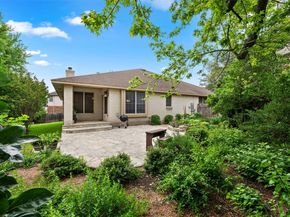 5308 Deerwood LN, Austin TX 78730