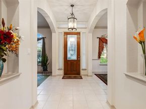 5308 Deerwood LN, Austin TX 78730