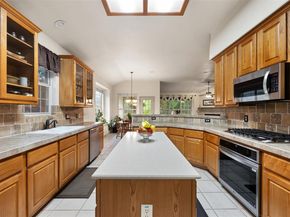 5308 Deerwood LN, Austin TX 78730