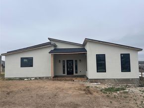 306 Centella CIR, Dale TX 78616