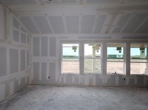 19916 Schatz WAY, Manor TX 78653