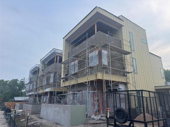 7414 W Guadalupe Street 3, Austin TX 78752