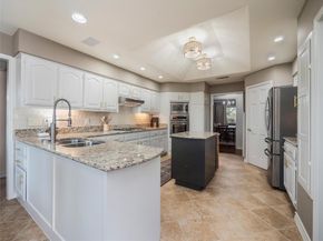 302 S Ridge CIR, Georgetown TX 78628